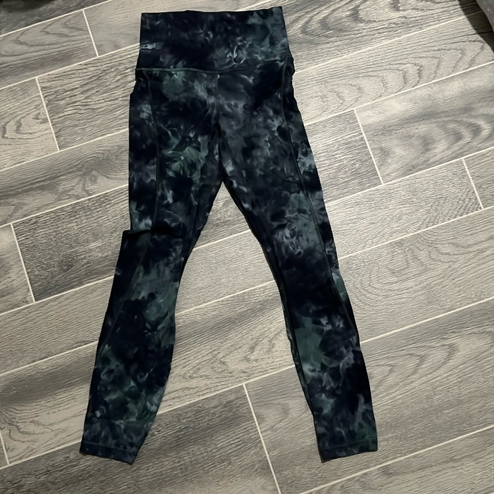 Lululemon align leggings with pockets